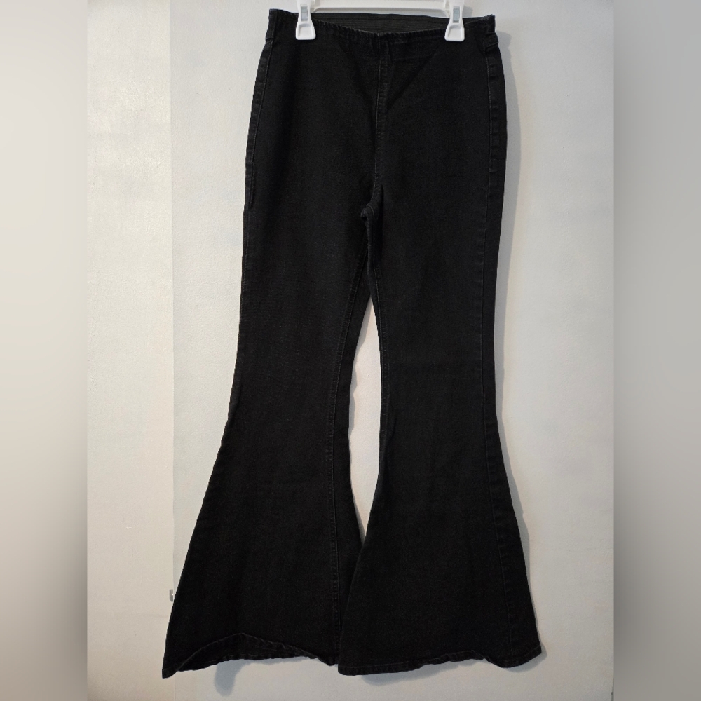 Forever 21 Flare Bell Bottom Jeans Size Medium